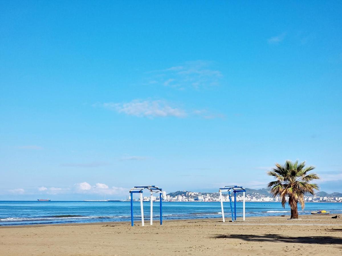 Holiday Apartment Near The Sea Durrës Esterno foto